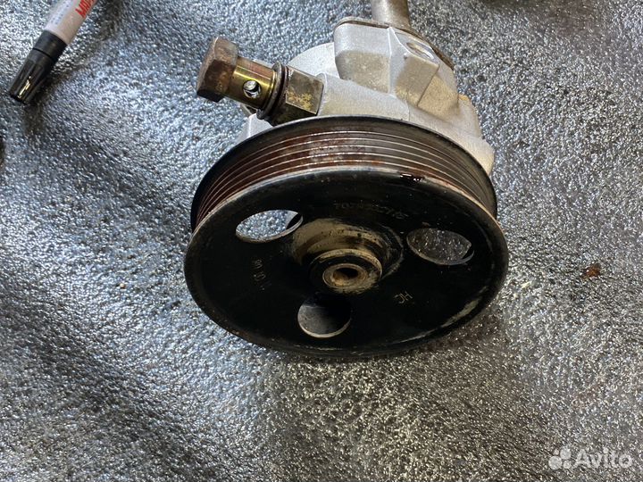 Насос гура Chery Fora 2.0