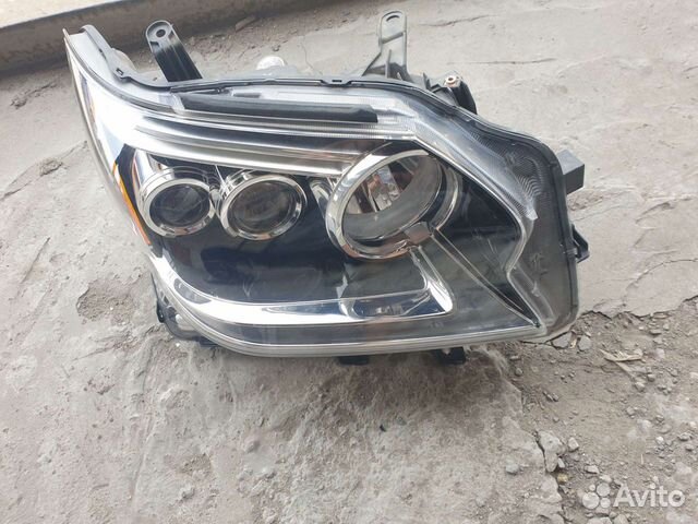 Lexus GX 460 фара правая