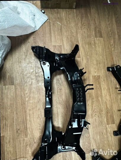 Пoдрамни задний Мitsubishi Outlander 1 (Арт.65605)