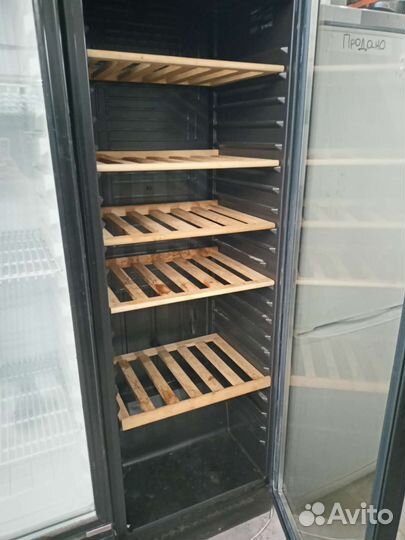 Винный шкаф vestfrost solutions VKG 571