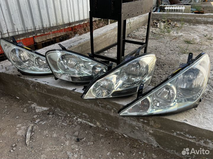 Фары ipsum estima