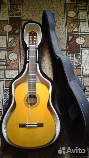 Классическая гитара Yamaha CG142S