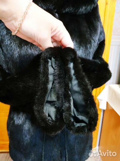 1Шуба норковая с капюшоном 42 44