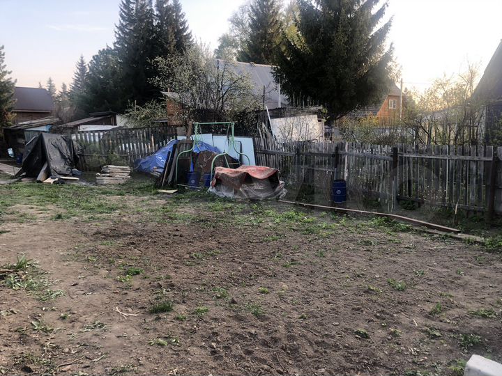 Дом 10 м² на участке 4,5 сот.