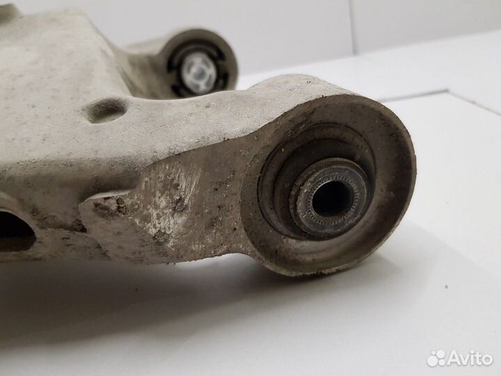 Рычаги подвески задний нижний правый (Jaguar XF)