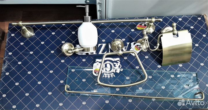 Аксессуары для ванной комнаты Бронза Германия