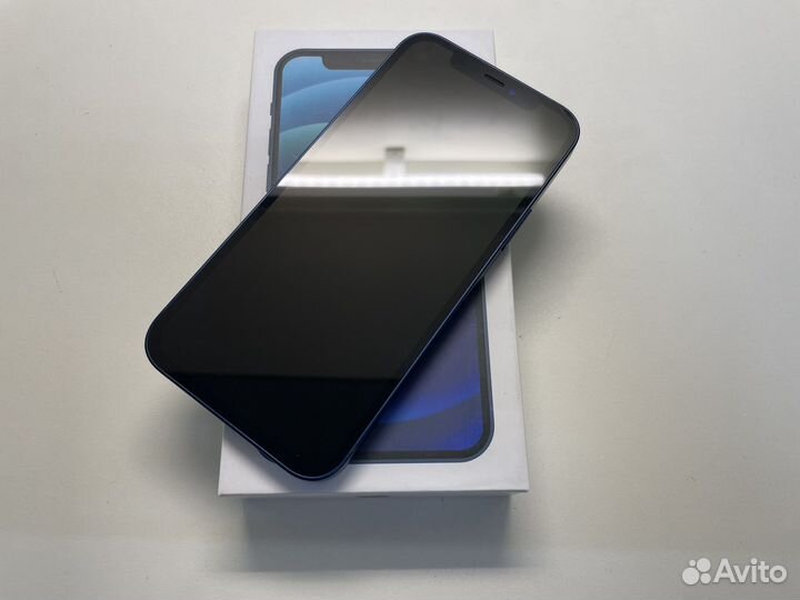 iPhone 12, 64 ГБ