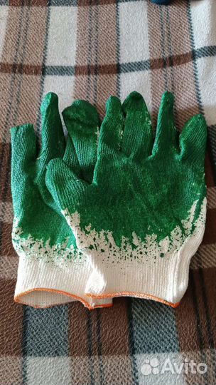 Перчатки
