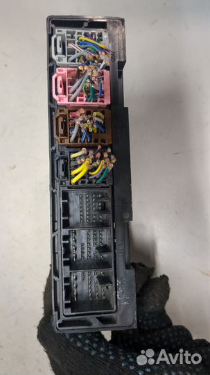 Блок управления бортовой сети Cadillac XT5, 2020