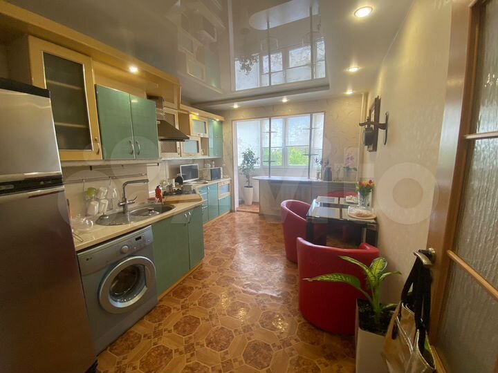 3-к. квартира, 75 м², 2/5 эт.