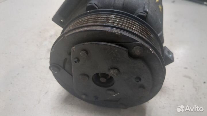 Компрессор кондиционера Opel Signum, 2006