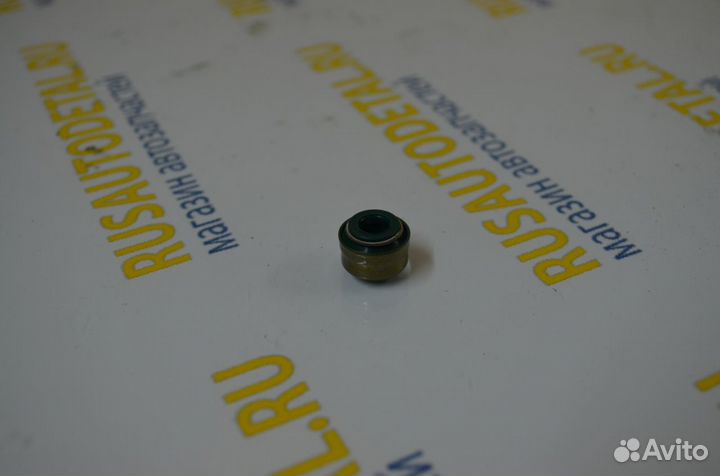 Колпачок маслоотожательный клапана ямз-534/536