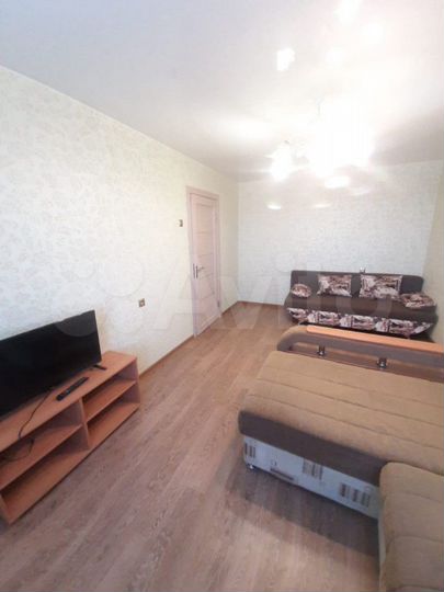 2-к. квартира, 56 м², 5/9 эт.