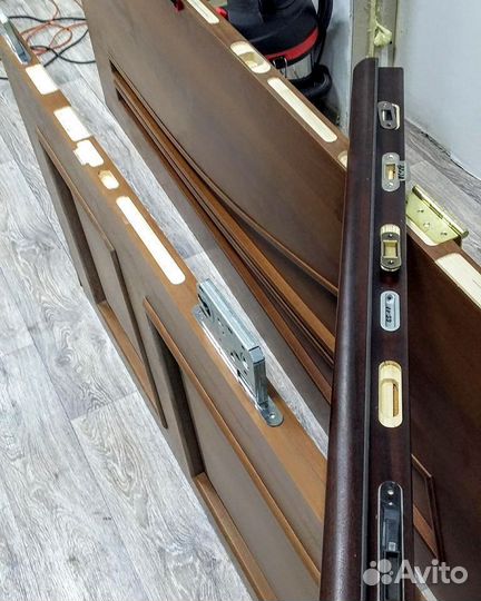 Шаблоны для врезки скрытых петель, петель и замков