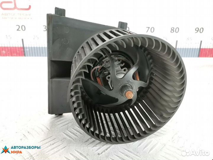 Моторчик печки seat Leon 2001 1J1819021C