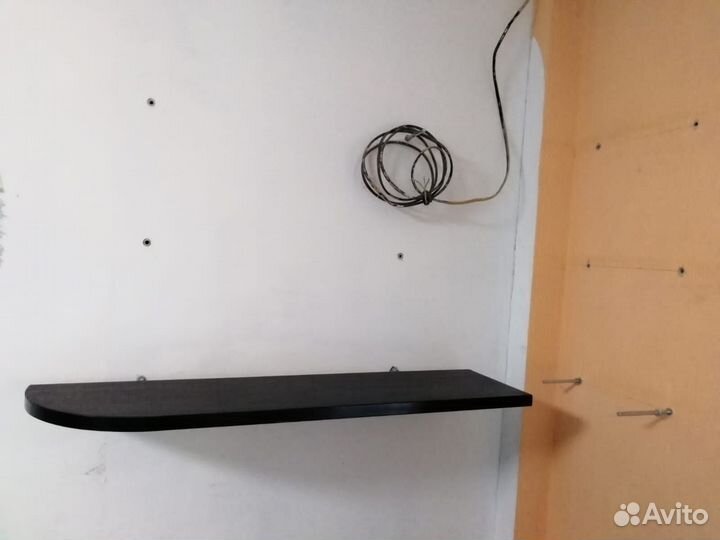 Продам стол-столешницу и полки