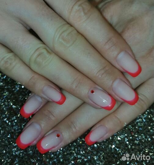 Маникюр. Педикюр. Наращивание ногтей