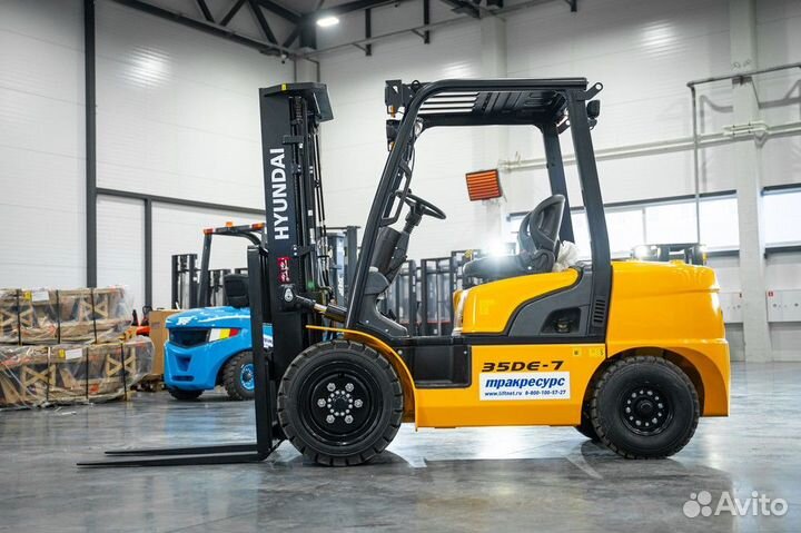 Вилочный погрузчик Hyundai 35DE-7, 2023