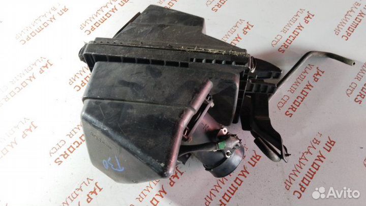 Корпус воздушного фильтра Nissan X Trail T30 T30