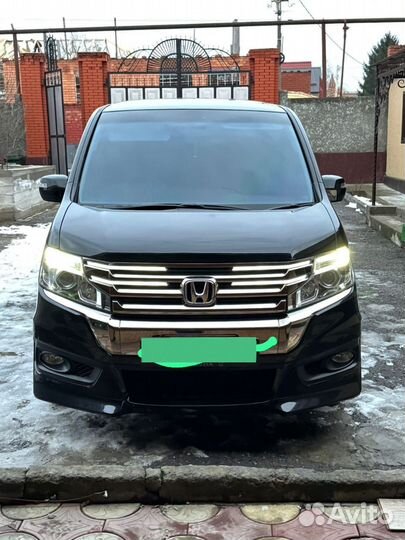 Honda Stepwgn Spada 2.0 CVT, 2012, 142 000 км