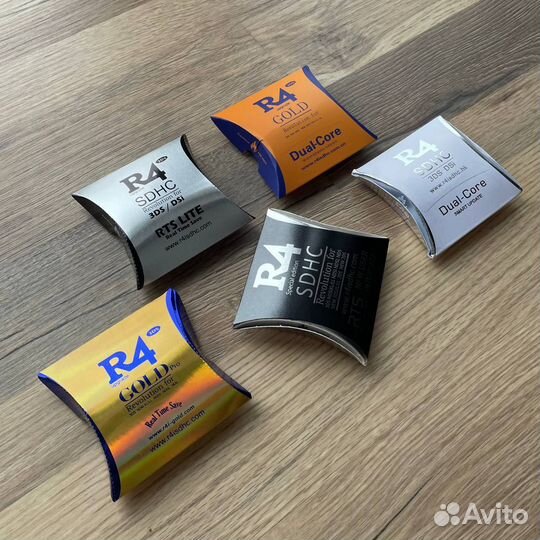 R4 3DS Флеш Картридж