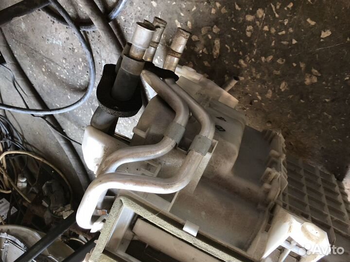 Печка Toyota Wish Avensis Corolla 1ZZ