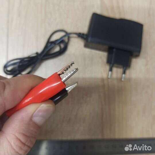 Мини зарядка для акб скутера