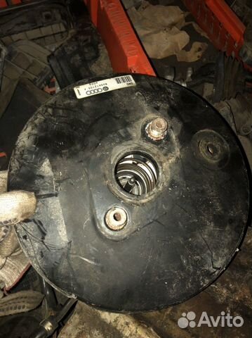 Вакуумный уселитель тормозов Audi A4 B5 1,8Т