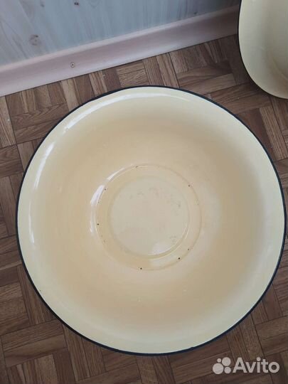 Таз эмалированный