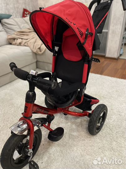 Трехколесный велосипед