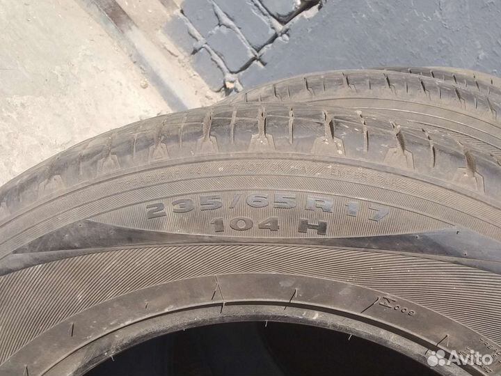 Kumho Road Venture ST KL16 235/65 R17