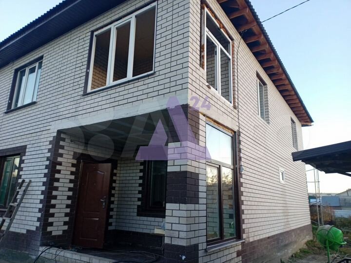 Дом 155 м² на участке 6 сот.