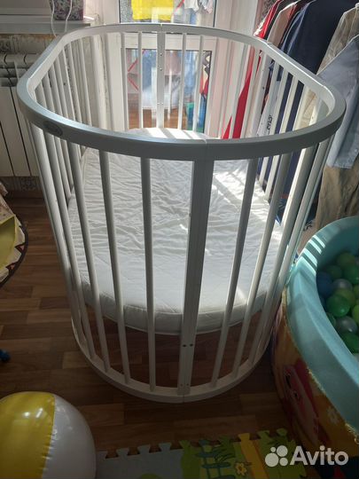 Детская кроватка трансформер с маятником