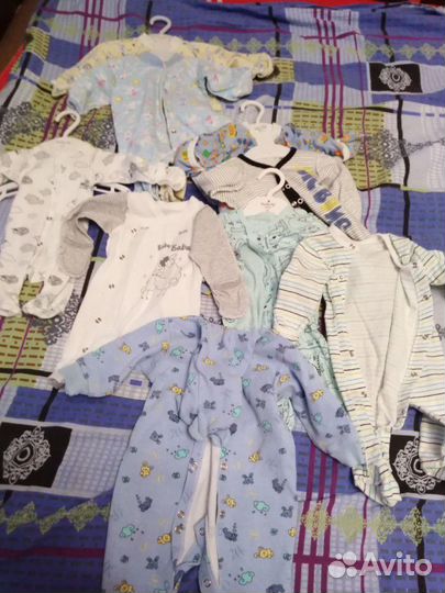 Продам детские вещи