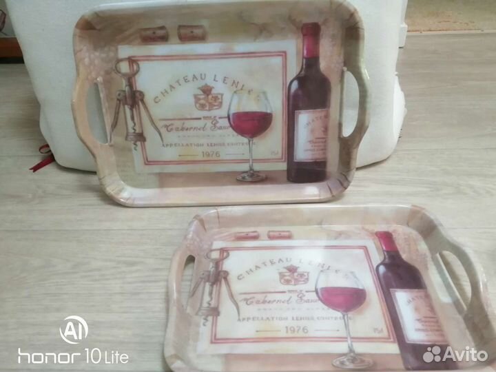 Набор подносов