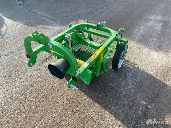 Копатель корнеплодов Bomet Z655, 2023