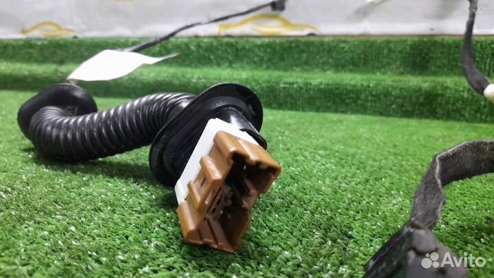 Электропроводка двери Renault Duster 2013