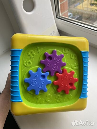 Интерактивный кубик baby go