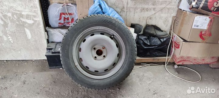 Nokian Tyres Hakkapeliitta 9 185/65 R15 88T