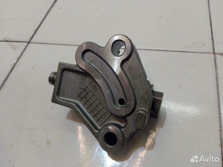 Натяжитель цепи грм (Mercedes-Benz GLA-class)