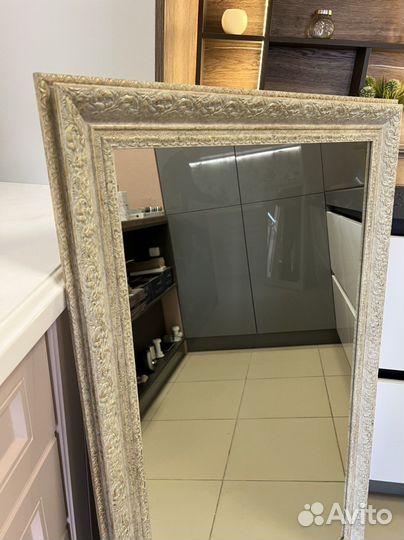 Зеркало в раме