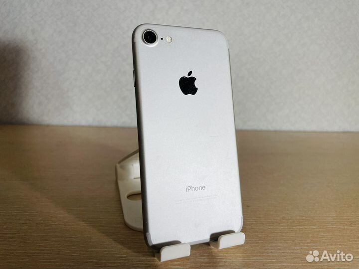 iPhone 7, 128 ГБ