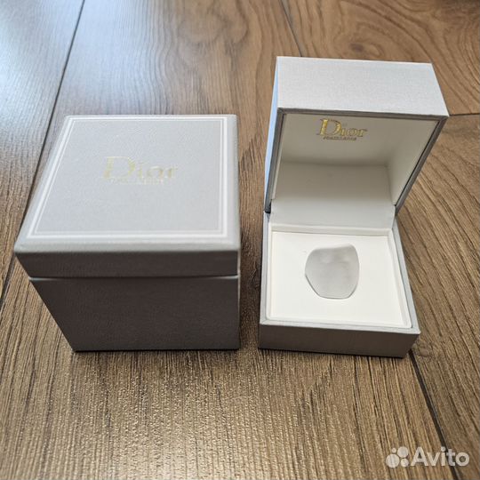Коробка Dior для кольца