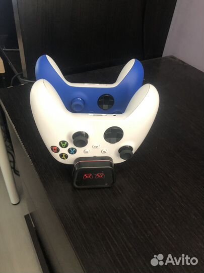 Зарядное устройство для геймпадов Xbox One\Series