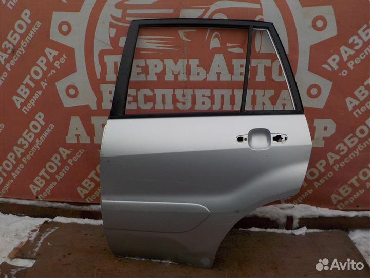 Дверь задняя левая Toyota Rav 4 XA20 1CD FTV 2001
