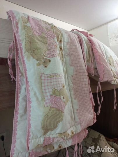 Бортики в кроватку