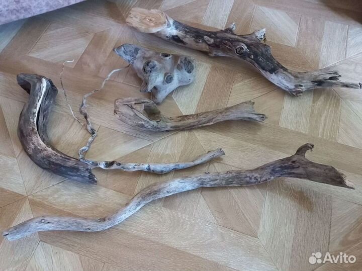 Коряга в аквариум