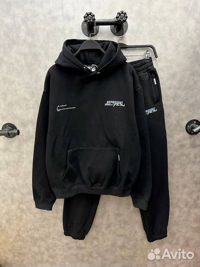 Спортивный костюм represent