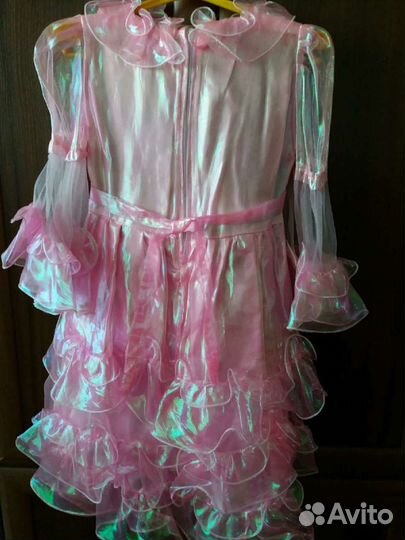 Платье праздничное