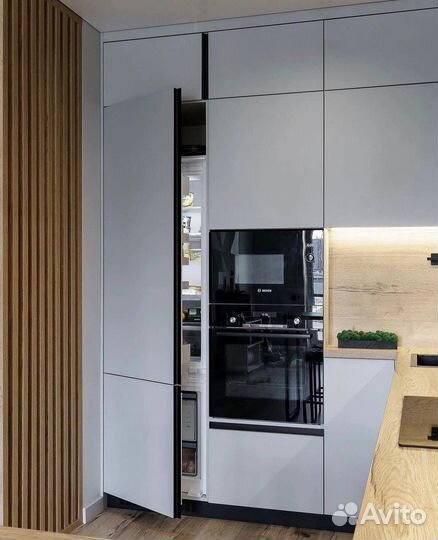 Кухня с барной стойкой